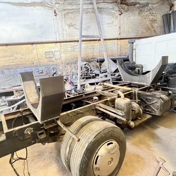 0cf9c97f 1d83 427c bc29 382b293eff10 600x600