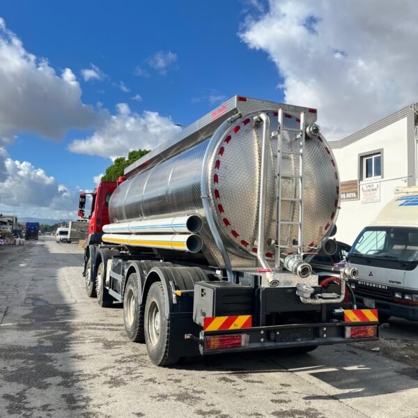 45b63742 6722 4d4e 96a0 cc71edabd509 600x600