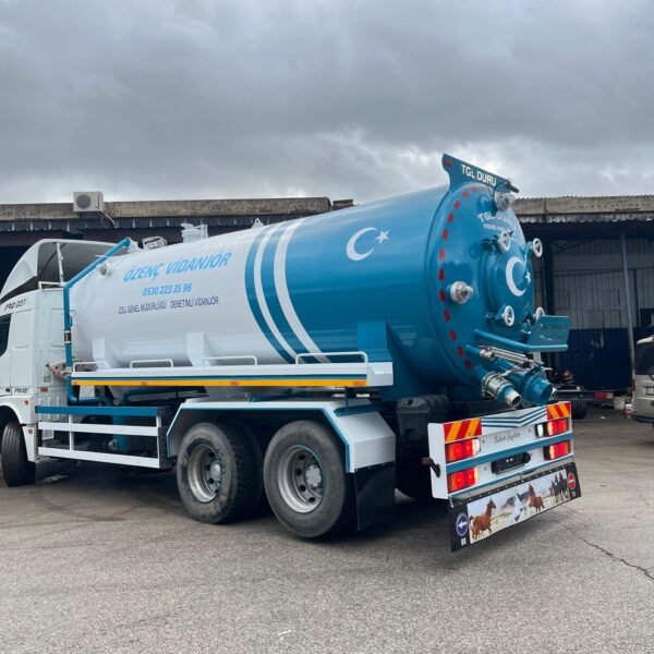 65651542 84dd 4f35 a442 21bf53be5757 600x600