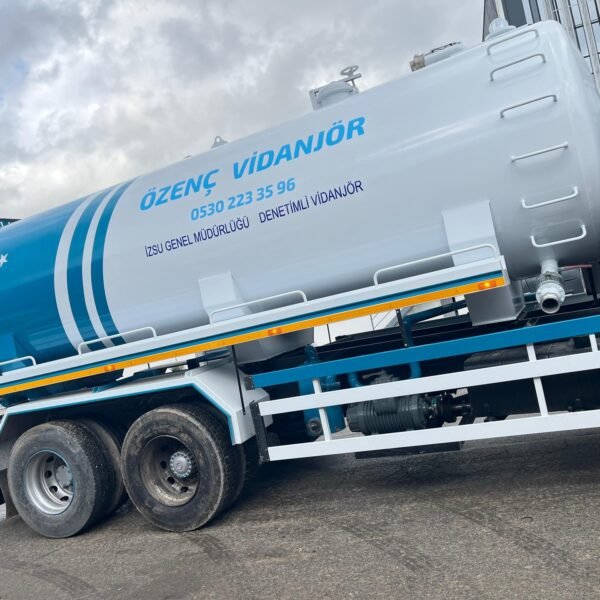 8a5db293 7f26 45d3 907a 89809a046d6e 600x600