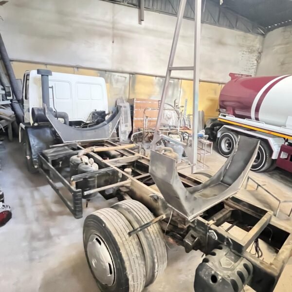 9dea4135 83bb 4be1 b470 c13a2ec66b4a 600x600